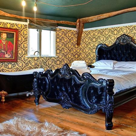 Luxury 9 Bed Manor House Hot Tub Cinema Room Skytv Saffron Walden Exterior foto