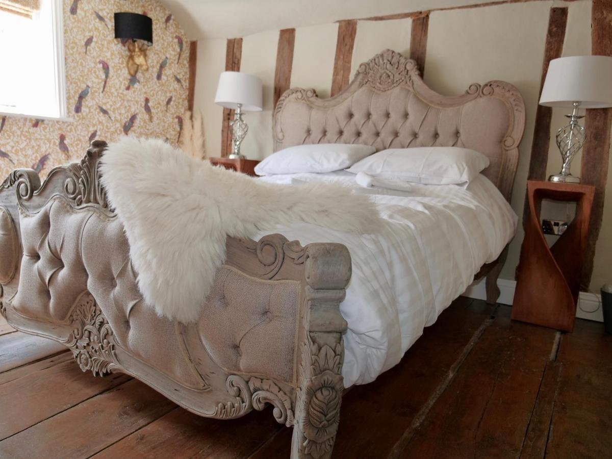 Luxury 9 Bed Manor House Hot Tub Cinema Room Skytv Saffron Walden Exterior foto
