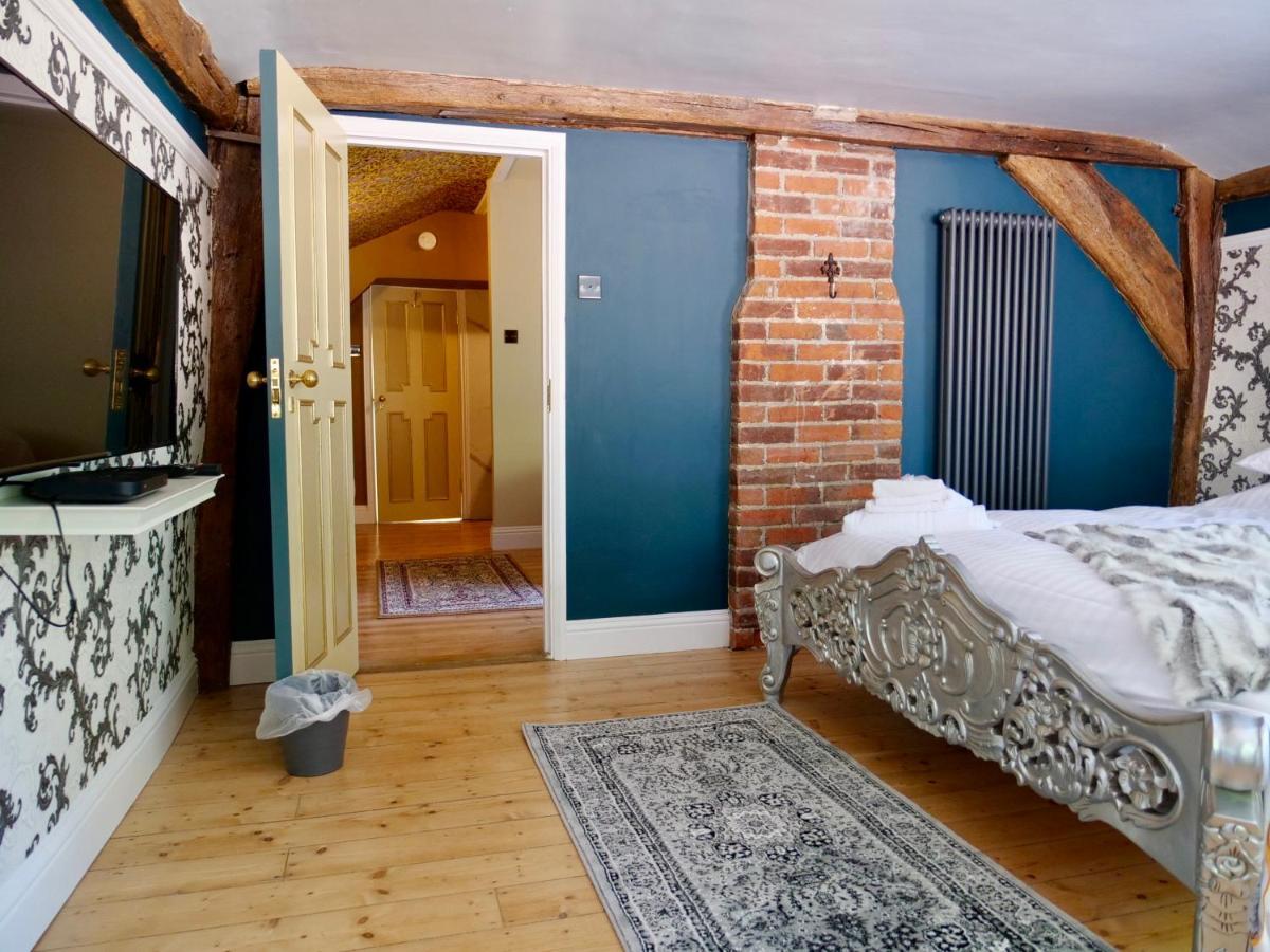 Luxury 9 Bed Manor House Hot Tub Cinema Room Skytv Saffron Walden Exterior foto