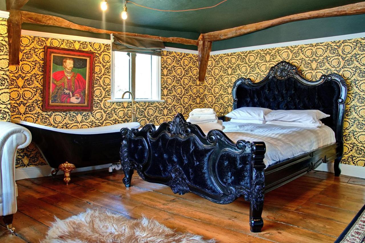 Luxury 9 Bed Manor House Hot Tub Cinema Room Skytv Saffron Walden Exterior foto